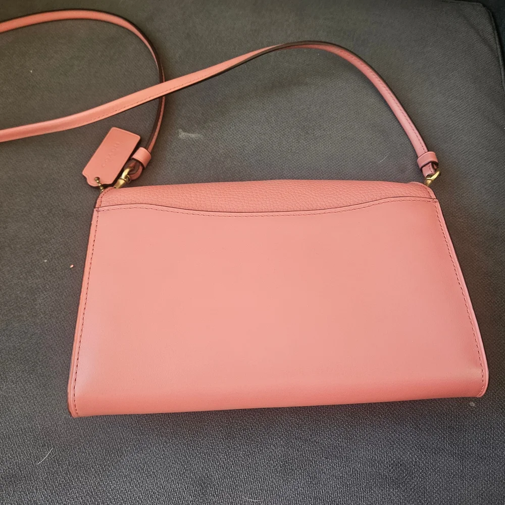 Coach Tabby Clutch Brass Rouge Taffy Pink Leather C0869 - Picture 4 of 7